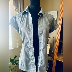 New York & Company Gray Button-Up Shirt
